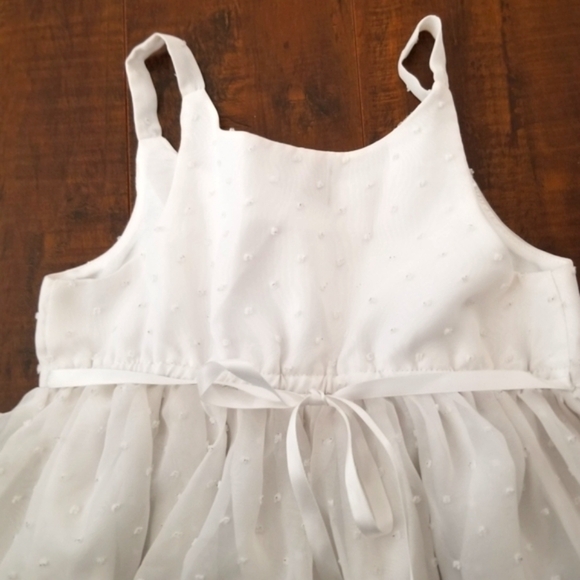 Lilt Girl's White Sleeveless Dotted Swiss Dress 6X - Picture 4 of 7